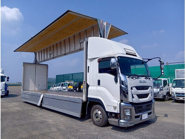 ISUZU Giga Aluminum Wing QKG-CYJ77B 2017 559,249km