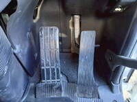 UD TRUCKS Quon Trailer Head QPG-GK5XAB 2017 496,100km_38