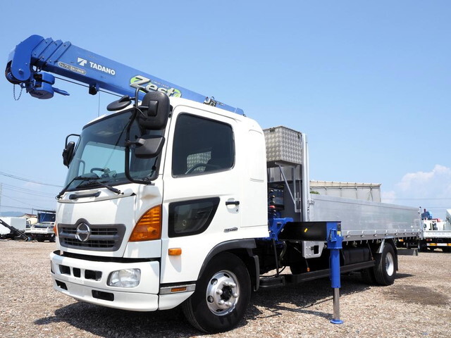 Ranger Truck (With 4 Steps Of Cranes)_1
