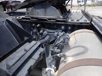 UD TRUCKS Quon Trailer Head QKG-GK6XAB 2017 499,000km_13