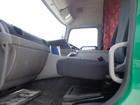 UD TRUCKS Quon Trailer Head QKG-GK6XAB 2017 499,000km_29