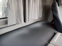 UD TRUCKS Quon Trailer Head LKG-GK5XAB 2011 358,000km_11