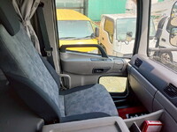 UD TRUCKS Quon Trailer Head LKG-GK5XAB 2011 358,000km_13