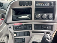 UD TRUCKS Quon Trailer Head LKG-GK5XAB 2011 358,000km_15