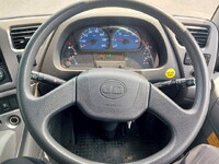 UD TRUCKS Quon Trailer Head LKG-GK5XAB 2011 358,000km_20