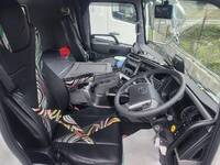 UD TRUCKS Quon Trailer Head 2RG-GK5DAB 2025 1,000km_15