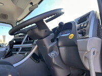 UD TRUCKS Quon Trailer Head QPG-GK5XAB 2017 352,000km_23