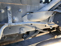 UD TRUCKS Quon Trailer Head QPG-GK5XAB 2017 352,000km_35