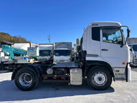UD TRUCKS Quon Trailer Head QPG-GK5XAB 2017 352,000km_5
