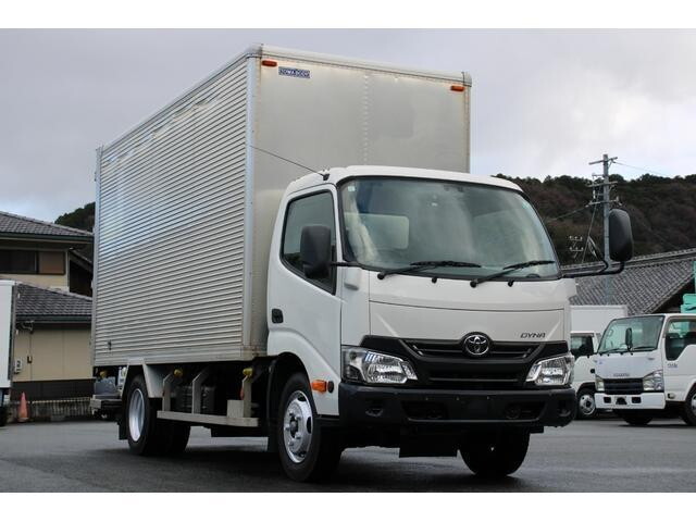 TOYOTA Dyna Aluminum Van TPG-XZU655 2018 136,000km