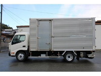 TOYOTA Dyna Aluminum Van TPG-XZU655 2018 136,000km_4