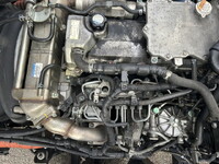 HINO Ranger Aluminum Van TKG-FD7JLAG 2016 585,433km_32