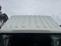 ISUZU Elf Bottle Van TRG-NMR85AN 2018 100,132km_35