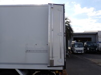 ISUZU Elf Refrigerator & Freezer Truck 2RG-NPR88AN 2020 154,600km_9