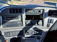 UD TRUCKS Quon Trailer Head LKG-GK5XAB 2011 389,176km_26