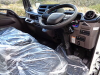 MITSUBISHI FUSO Canter Double Cab 2RG-FBA20 2025 420km_26