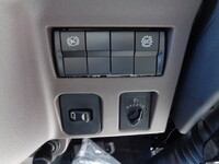 MITSUBISHI FUSO Canter Double Cab 2RG-FBA20 2025 420km_34