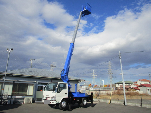 ISUZU Elf Cherry Picker TPG-NKR85N 2015 37,000km