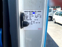 ISUZU Elf Sprinkler Truck PKG-NPR75N 2009 116,725km_40