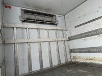ISUZU Forward Refrigerator & Freezer Truck TKG-FRR90T2 2015 750,517km_17