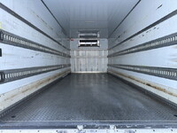 ISUZU Forward Refrigerator & Freezer Truck TKG-FRR90T2 2015 750,517km_21