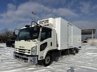 ISUZU Forward Refrigerator & Freezer Truck TKG-FRR90T2 2015 750,517km_3