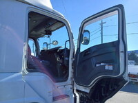 ISUZU Giga Aluminum Wing QKG-CYJ77B 2016 966,360km_10