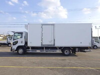 ISUZU Forward Refrigerator & Freezer Truck 2PG-FRR90S2 2018 621,000km_3
