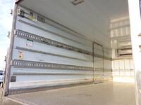 ISUZU Forward Refrigerator & Freezer Truck 2PG-FRR90S2 2018 621,000km_6