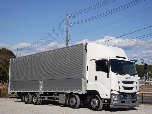 ISUZU Giga Aluminum Wing QKG-CYJ77B 2016 830,000km