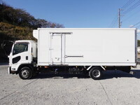 ISUZU Forward Refrigerator & Freezer Truck 2RG-FRR90T2 2017 326,000km_11