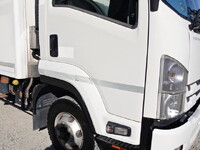 ISUZU Forward Refrigerator & Freezer Truck 2RG-FRR90T2 2017 326,000km_6