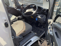 TOYOTA Others Double Cab TKG-XZU605 2015 217,000km_7