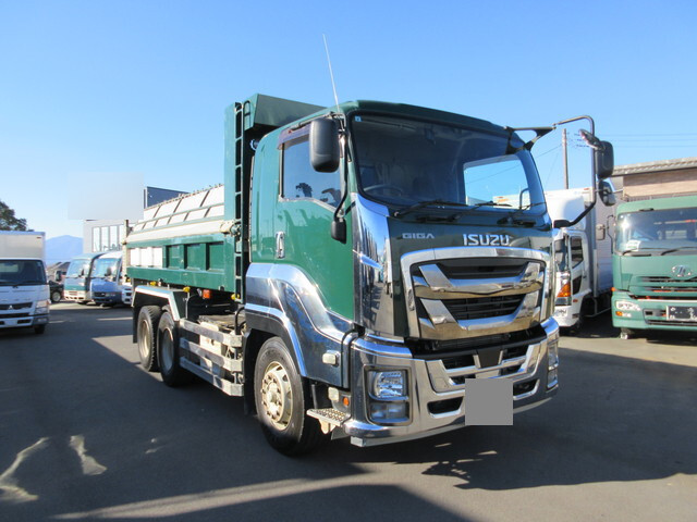 ISUZU Giga Dump QPG-CXZ77BT 2016 696,959km