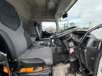 HINO Profia Trailer Head QPG-SH1EDDG 2017 541,000km_9