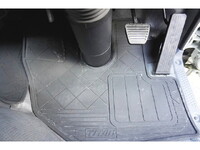 MAZDA Titan Double Cab TRG-LHS85A 2016 12,632km_32