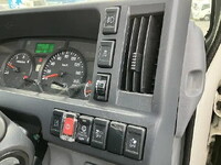 ISUZU Elf Flat Body 2RG-NHR88A 2020 124,498km_27