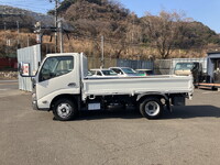 HINO Dutro Flat Body 2RG-XZC605M 2020 4,257km_5