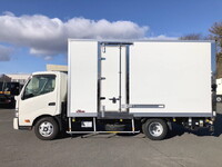 HINO Dutro Aluminum Van TKG-XZU710M 2017 318,047km_4