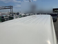 TOYOTA Hiace Bus CBF-TRH223B 2010 91,000km_15