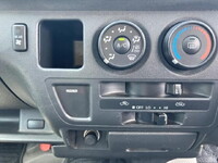 TOYOTA Hiace Bus CBF-TRH223B 2010 91,000km_18