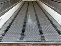 UD TRUCKS Quon Refrigerator & Freezer Wing QKG-CG5ZA 2013 821,000km_8