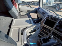 UD TRUCKS Quon Trailer Head QPG-GK5XAB 2018 559,981km_31