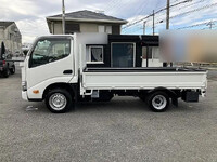 TOYOTA Dyna Flat Body 3BF-TRY230 2022 5,728km_4