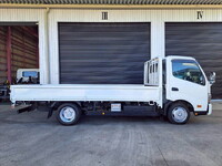 HINO Dutro Flat Body 2RG-XZU710M 2020 52,500km_8