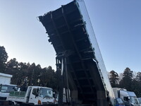 ISUZU Giga Deep Dump QPG-CYM77BM 2016 548,892km_15