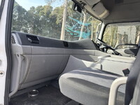 UD TRUCKS Quon Trailer Head QKG-GK6XAB 2016 397,388km_20