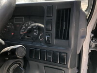 ISUZU Elf Double Cab TRG-NHR85A 2017 48,624km_19