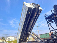 ISUZU Giga Container Carrier Truck QKG-CYM77A 2015 160,000km_14