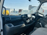 TOYOTA Toyoace Flat Body TKG-XZU655 2015 145,602km_28